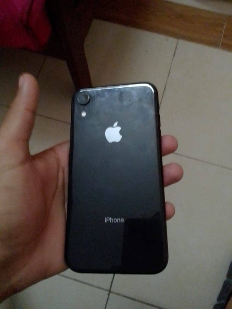 Apple iPhone XR 2