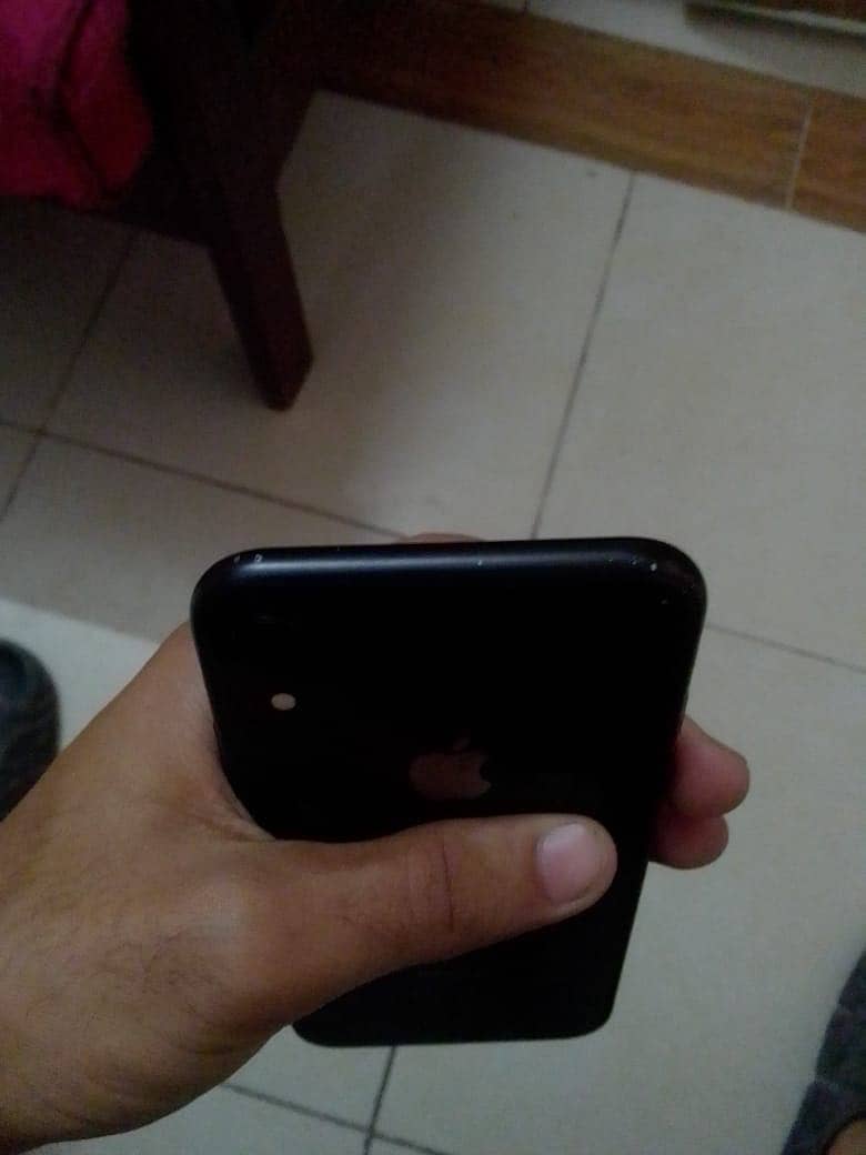 Apple iPhone XR 3