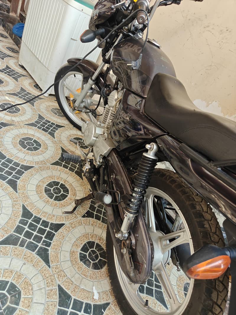 Suzuki gd110 3
