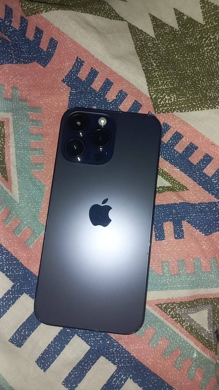 Apple iPhone 14 Pro Max 0