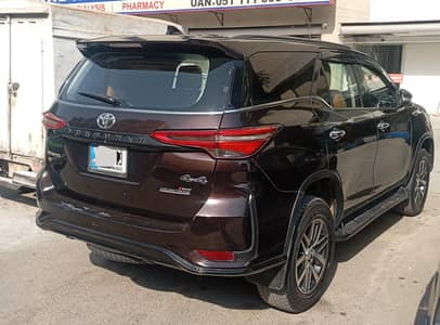 Toyota Fortuner V 2017