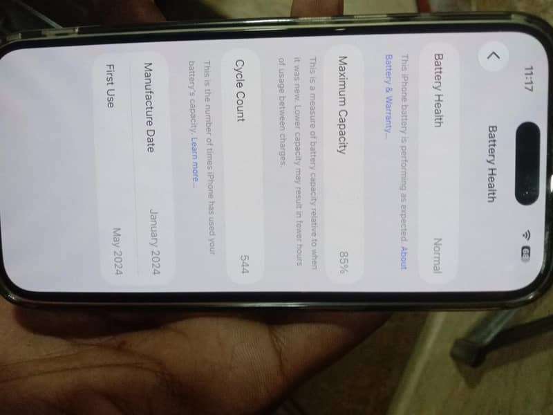 Apple iPhone 15 Pro 4