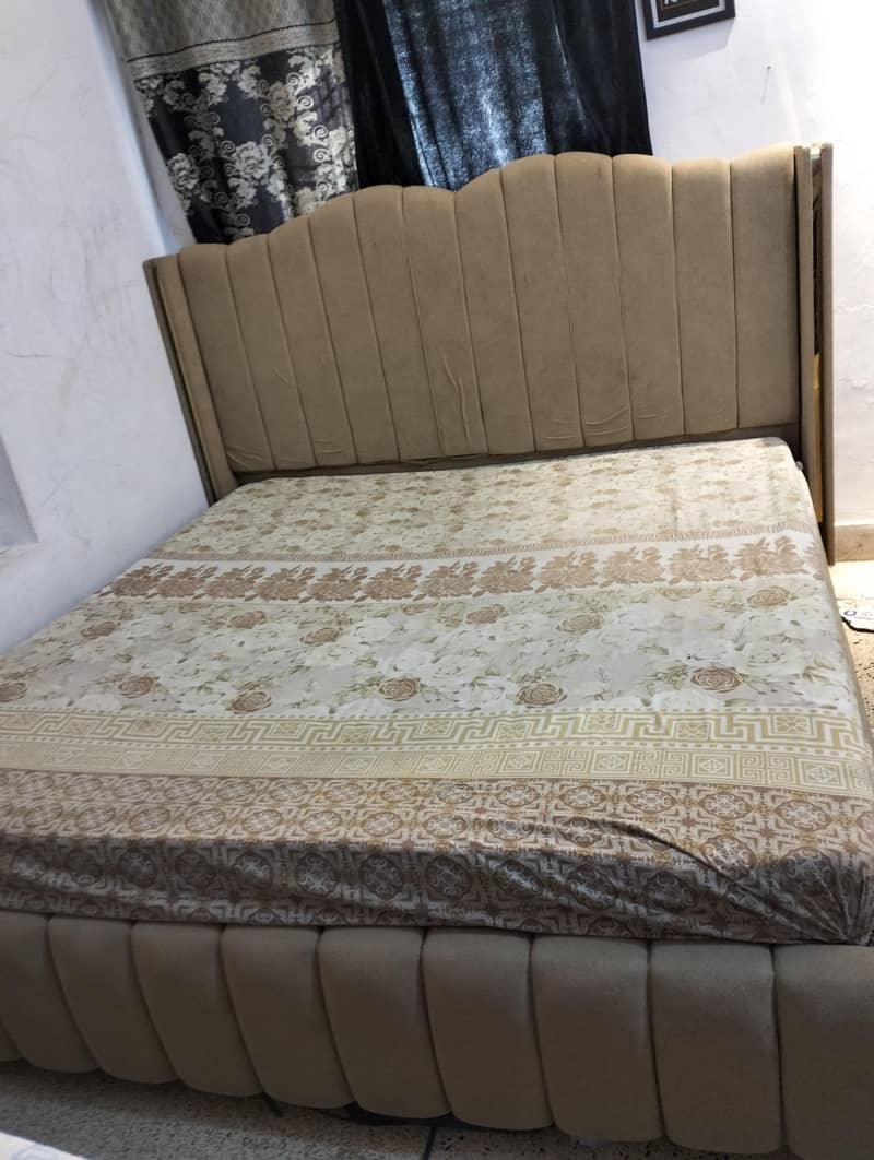poshish bed 0