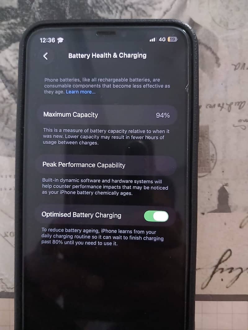 Apple iPhone 11 Pro Max 4