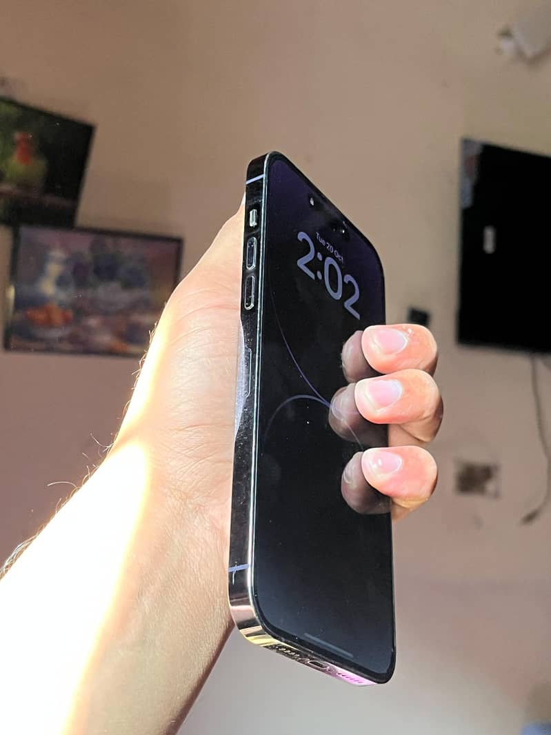 Apple iPhone 14 Pro Max 6