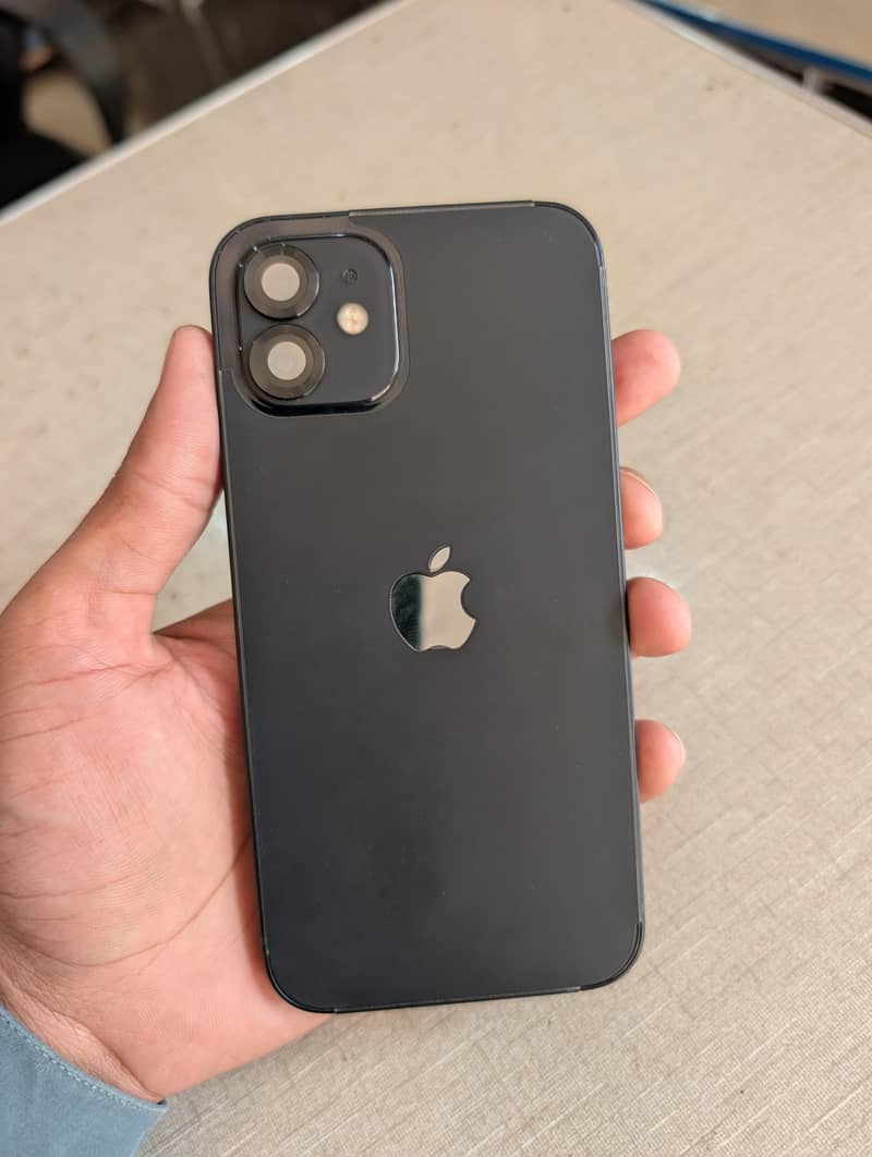 Apple iPhone 12 0