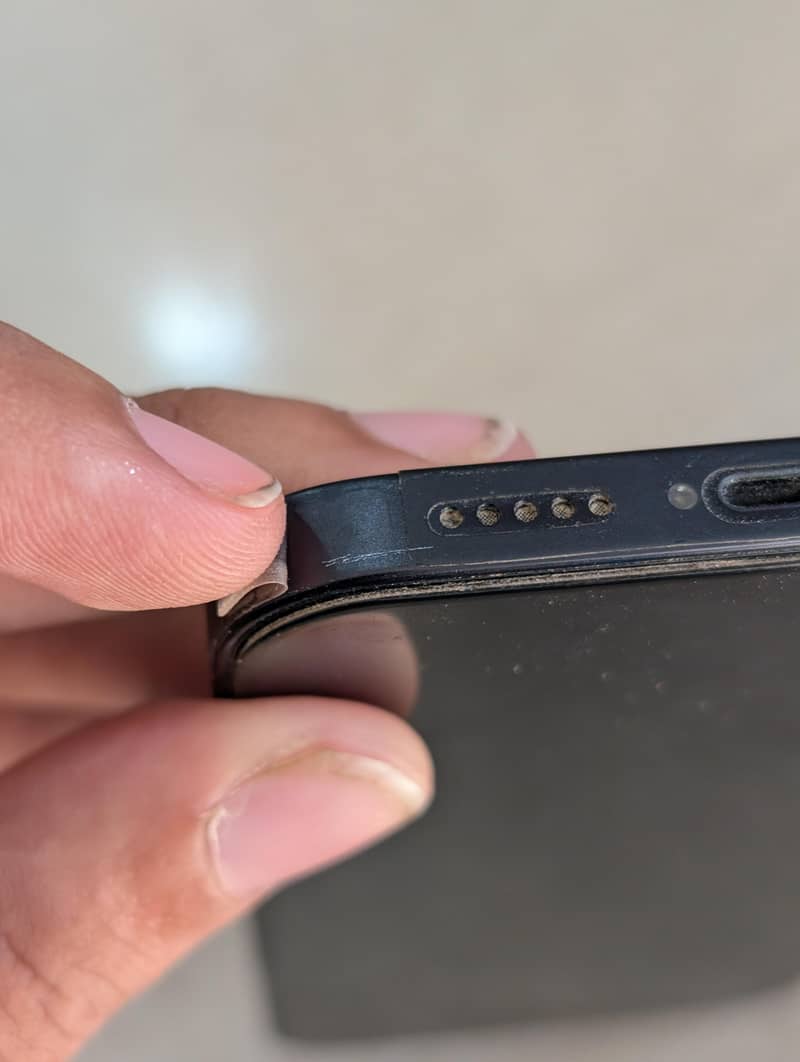 Apple iPhone 12 4