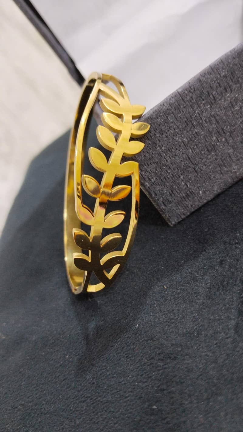 beautiful trending handcuffs 6