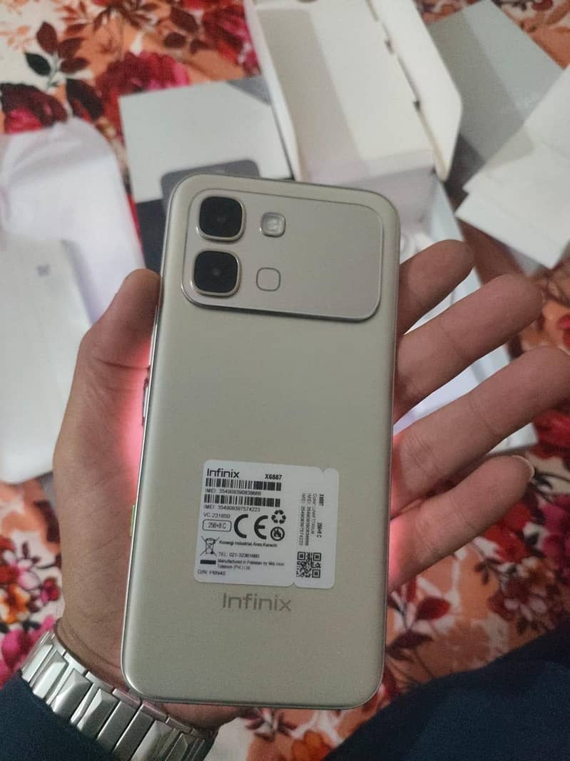 Infinix Note Edge 5G 0
