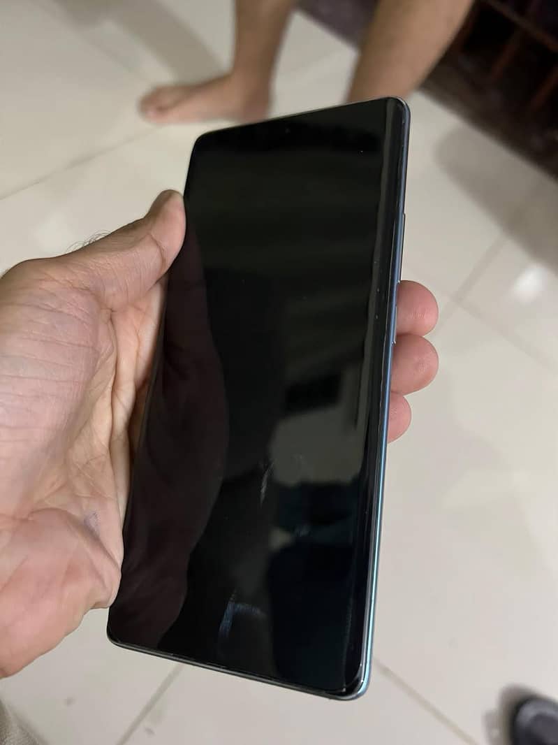 Xiaomi Redmi Note 14 Pro 3