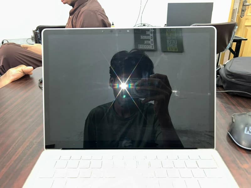 Microsoft surface 2 3