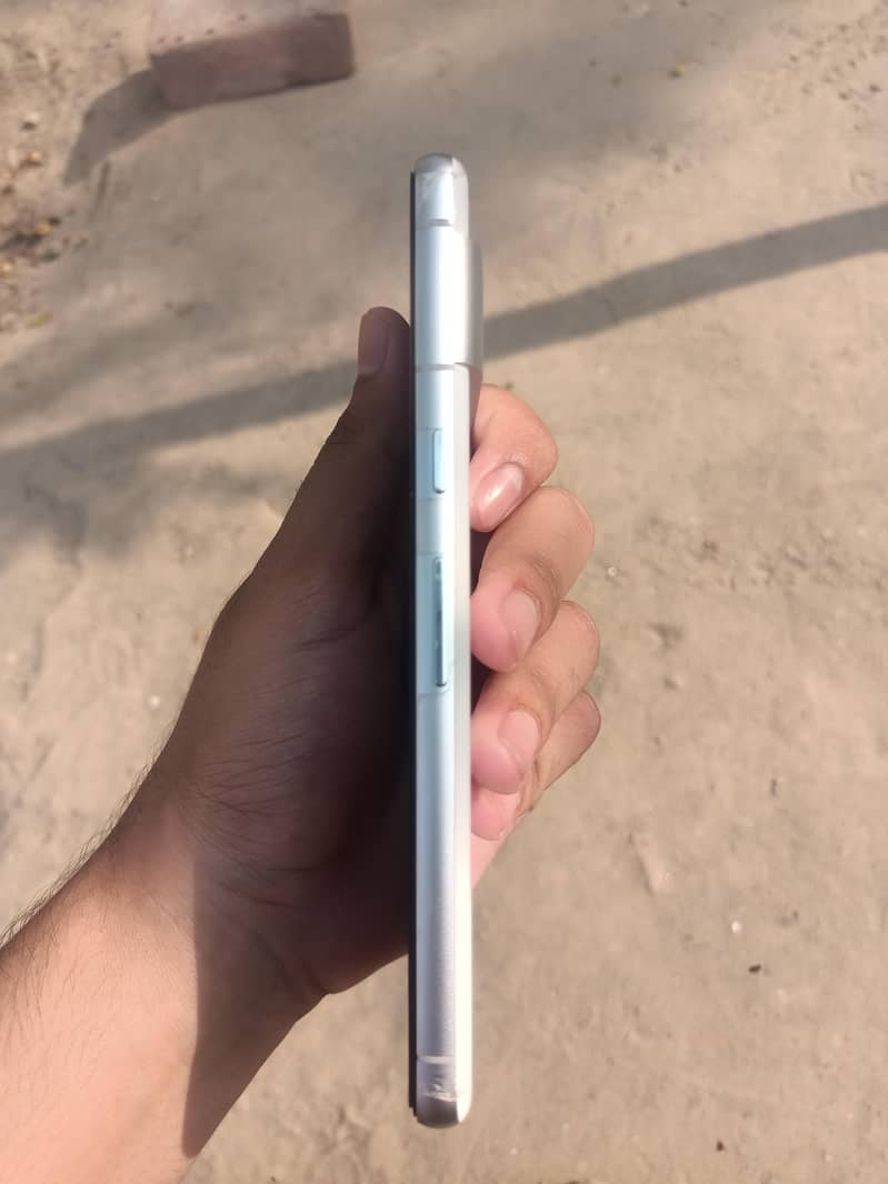 Google Pixel 7 3