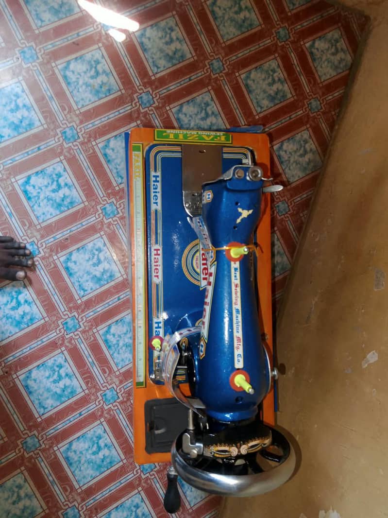 sewing machine Haier 2