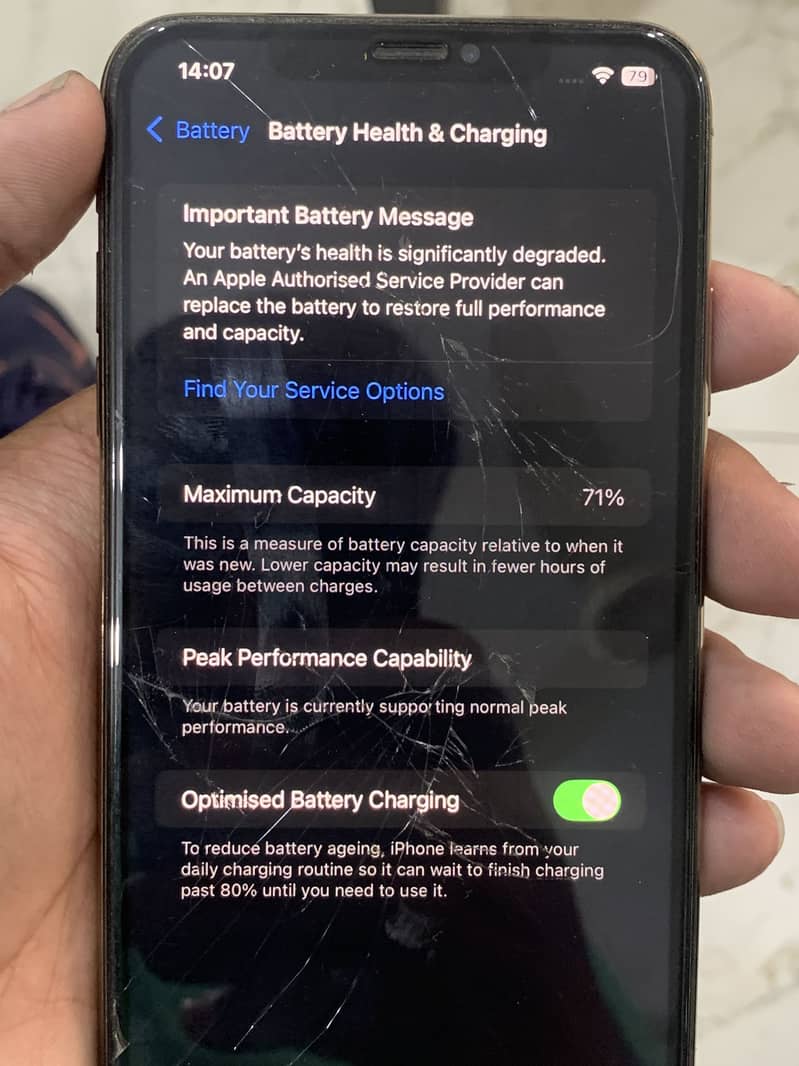 Apple iPhone XS Max 7
