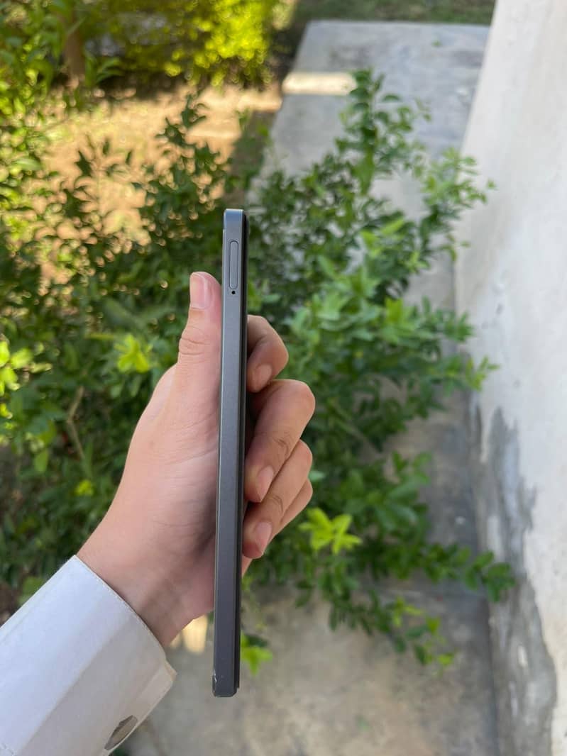 Realme Note 60x 2