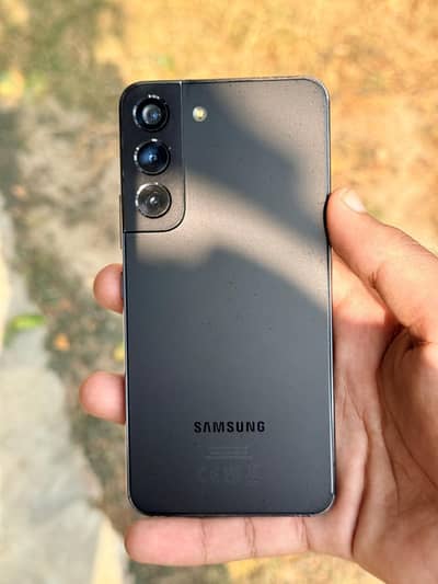 Samsung Mobile S22