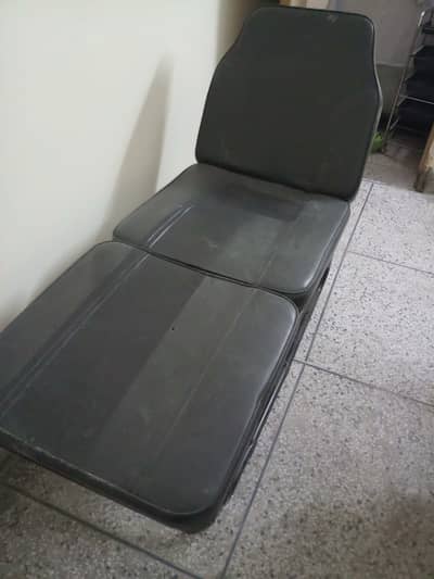 Facial bed