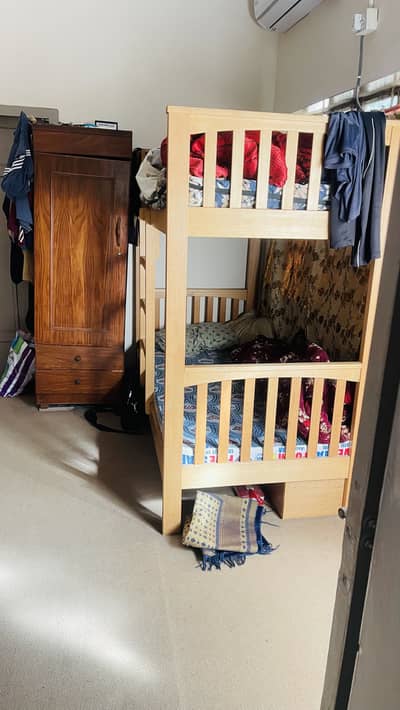 Bunk bed for sale very excellent condition