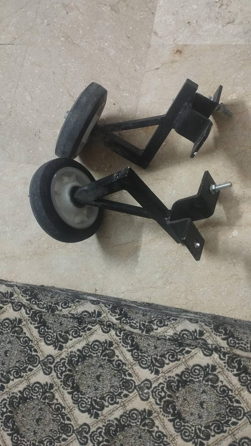 scooty side wheels 2