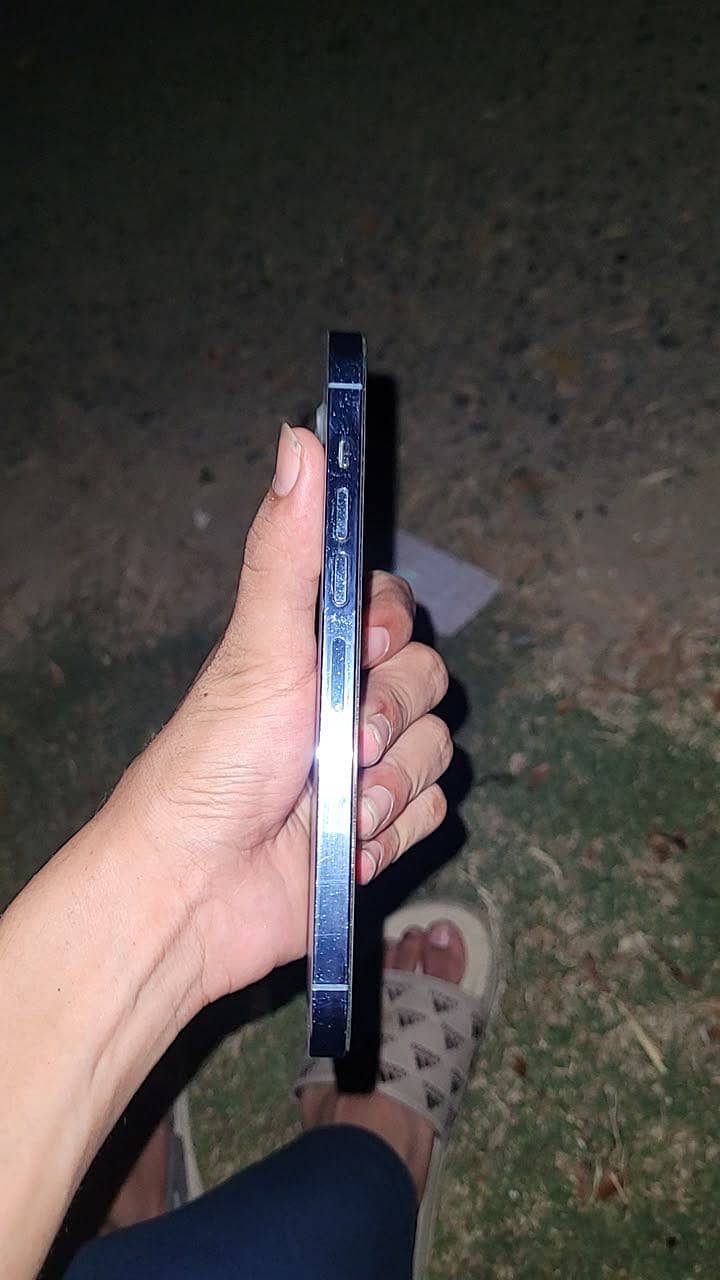 Apple iPhone 13 Pro Max 3