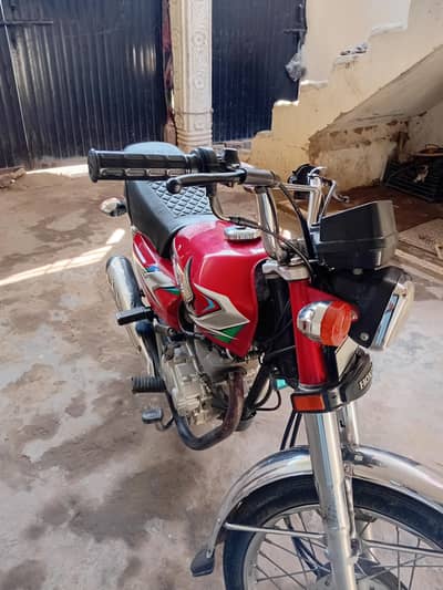 Honda cg,125 23 model