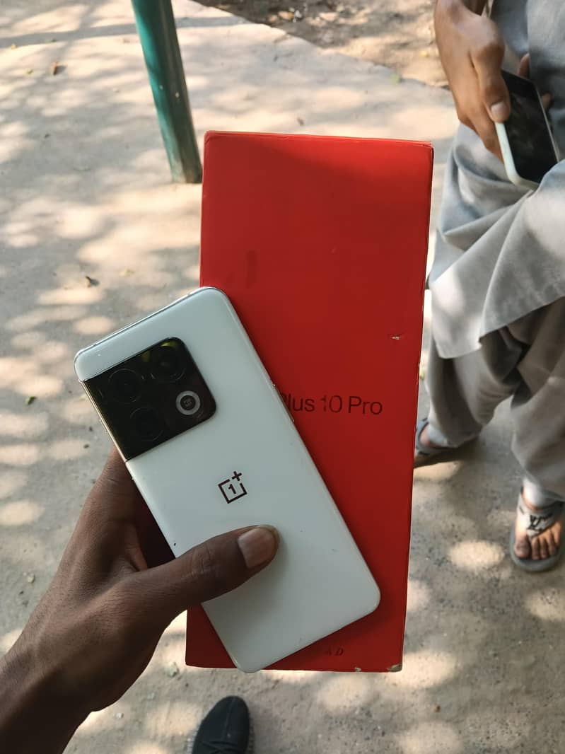One Plus 10 Pro 0