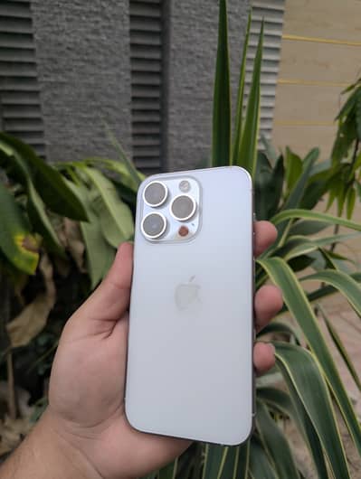 Apple iPhone 14 Pro