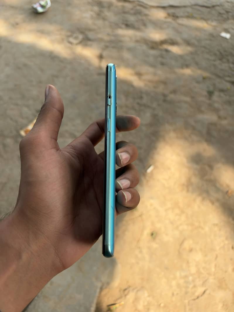 One Plus 8T 0
