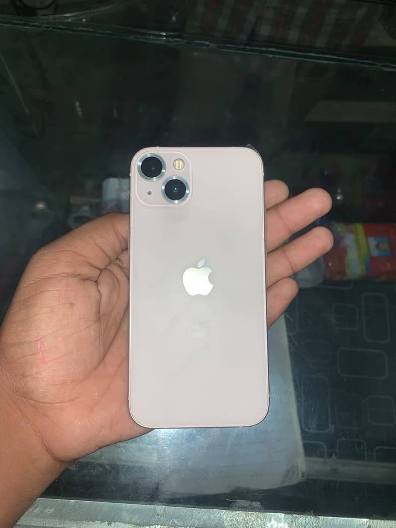 Apple iPhone 13 3