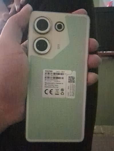 Tecno CAMON 20