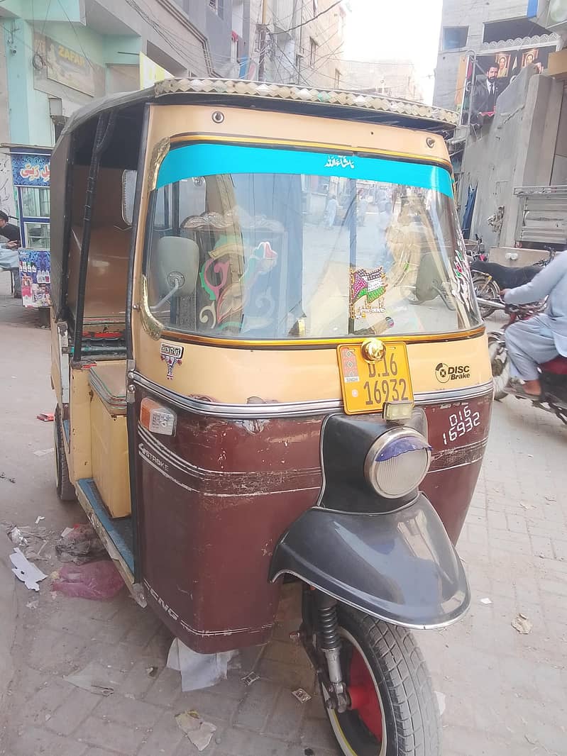 آٹو رکشہ انجن چّھس اوکے 1