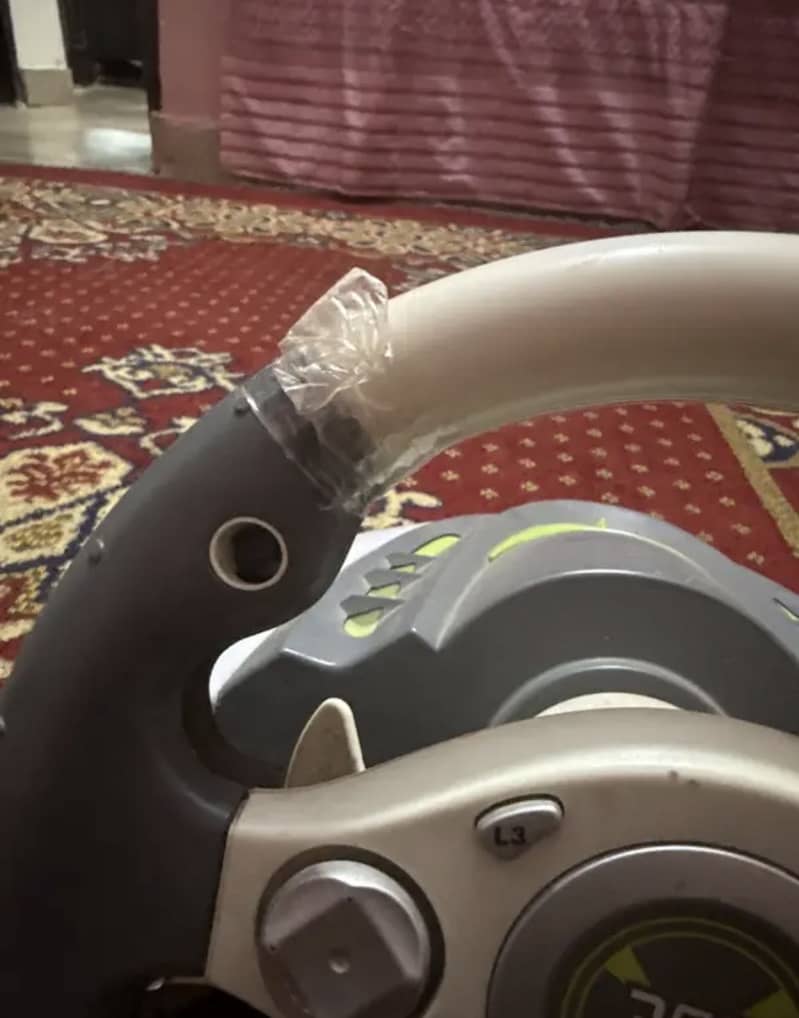 Steering wheel 0