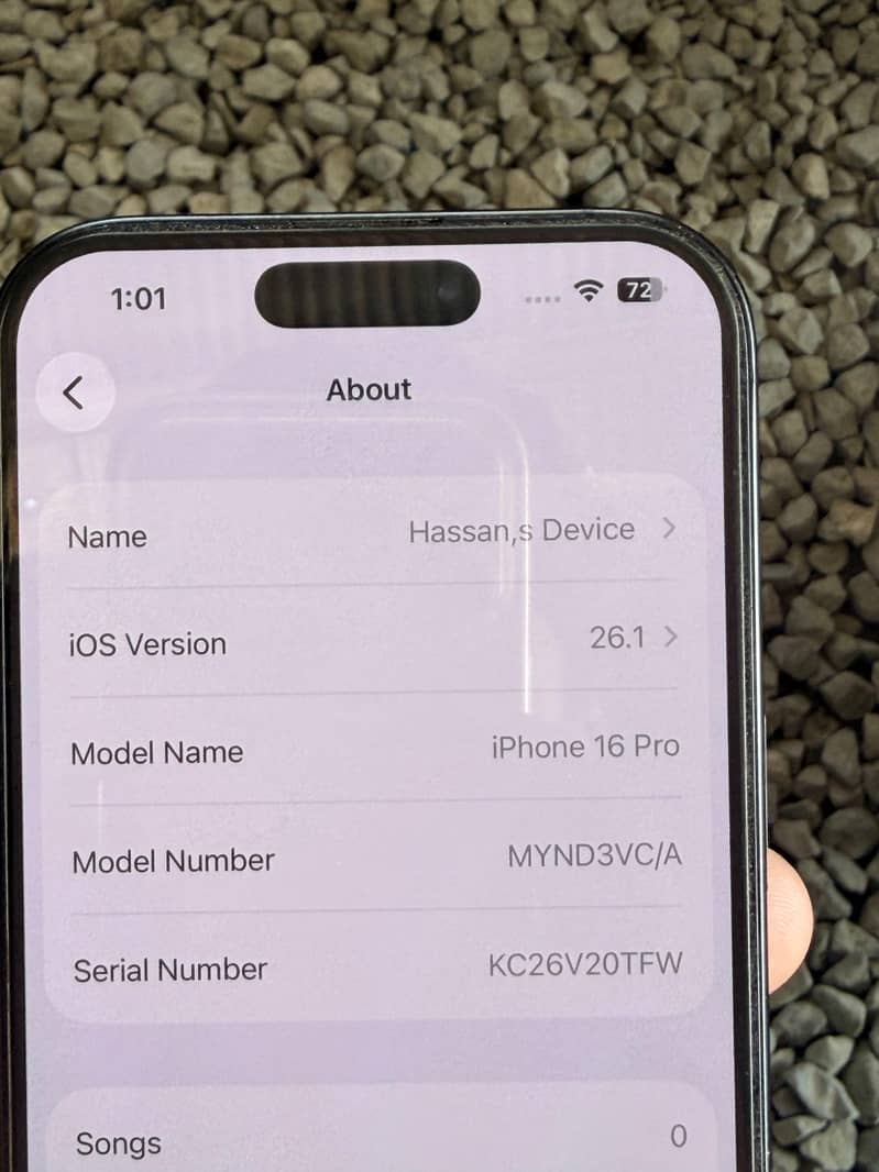 Apple iPhone 16 Pro 3