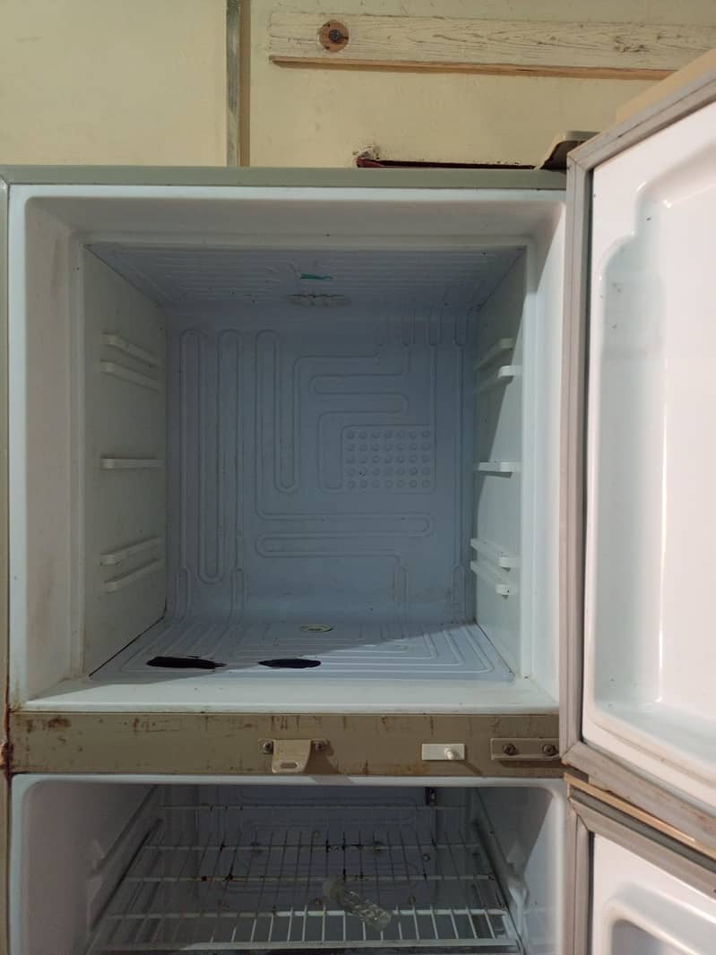 refrigerator 1