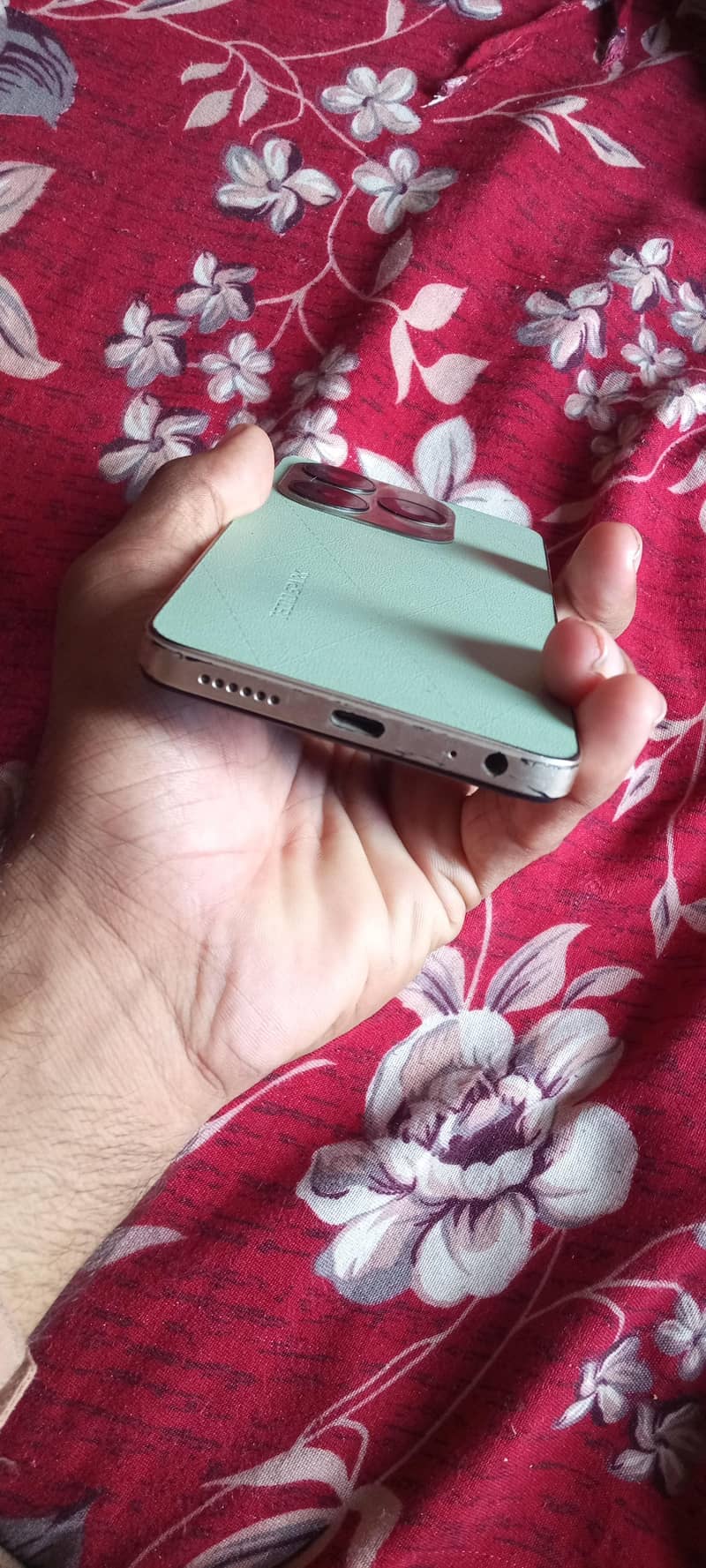 Tecno Spark 20C 1