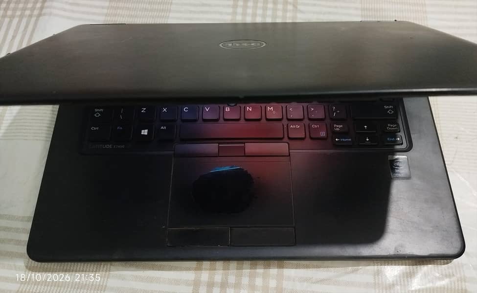 Latitude E7450 10