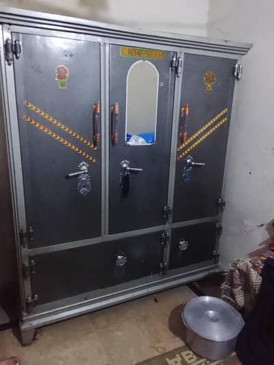Safe anmari 10 by 9