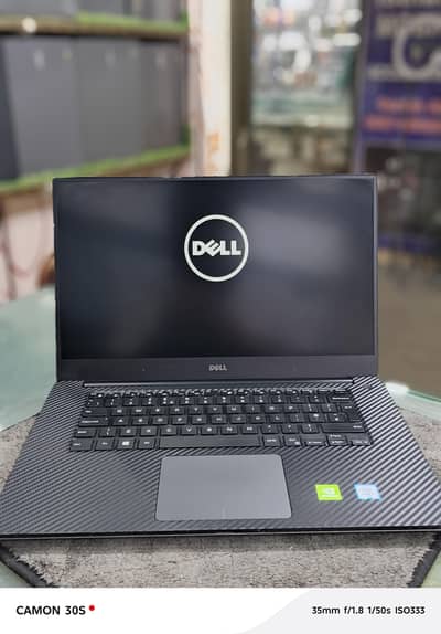 Dell XPS Laptop |i7 6th gen|8GB Ram|256GB NVME|2GB dedicated Card|