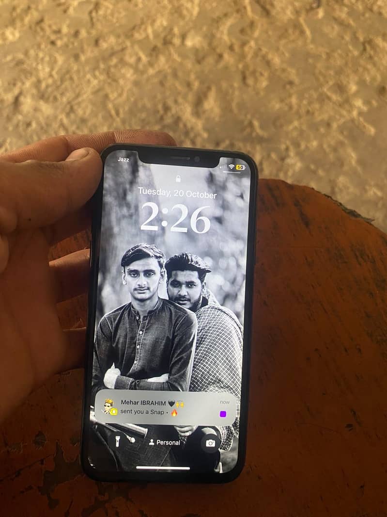 Apple iPhone X 4