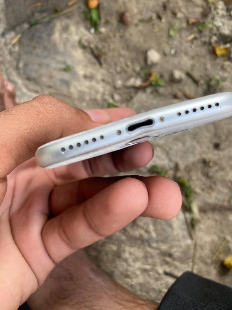 Apple iPhone 8 2
