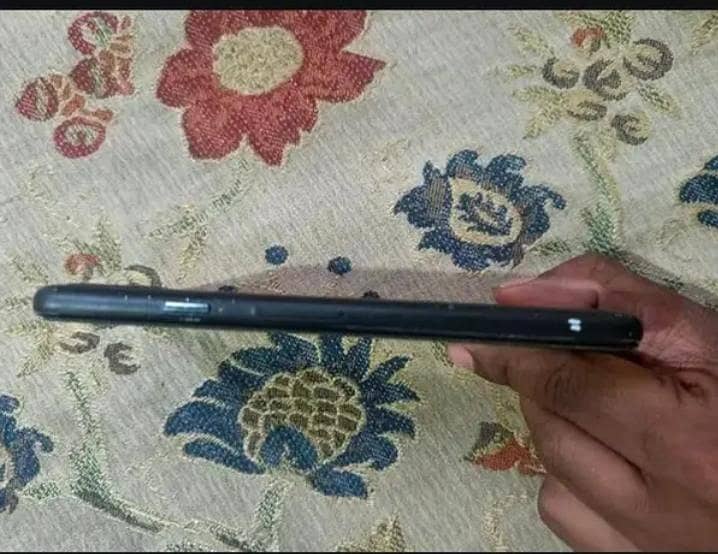 Google Pixel 5 3