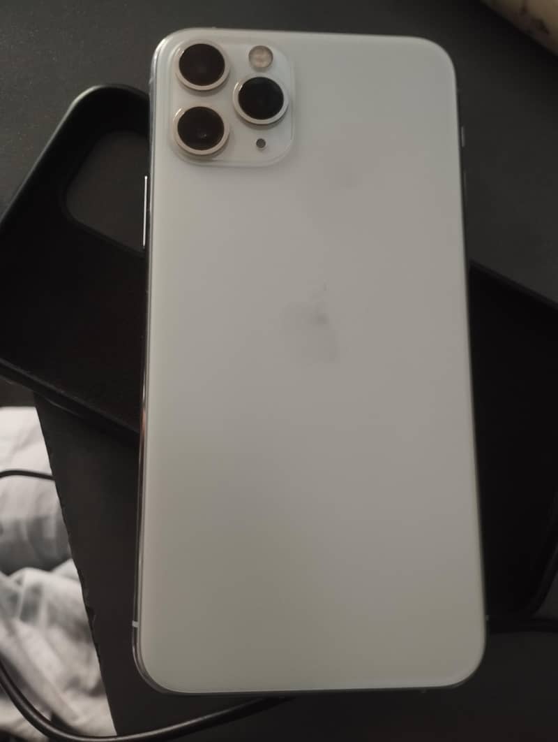 Apple iPhone 11 Pro 1