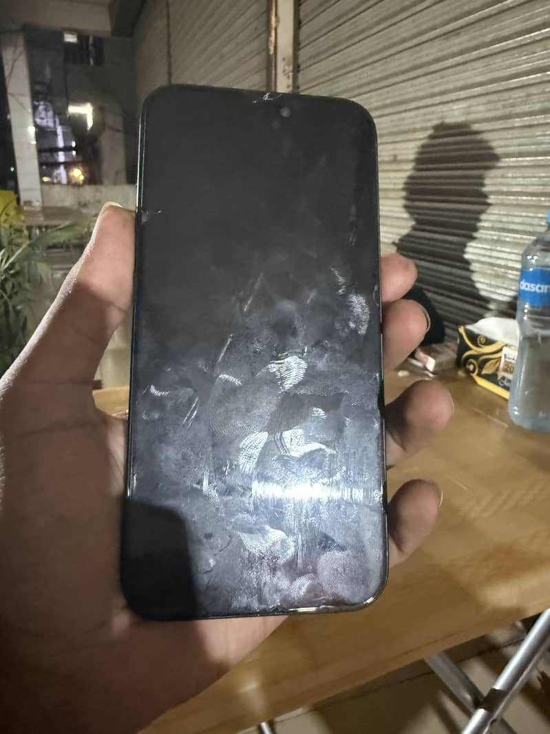 Apple iPhone 15 Pro Max 1