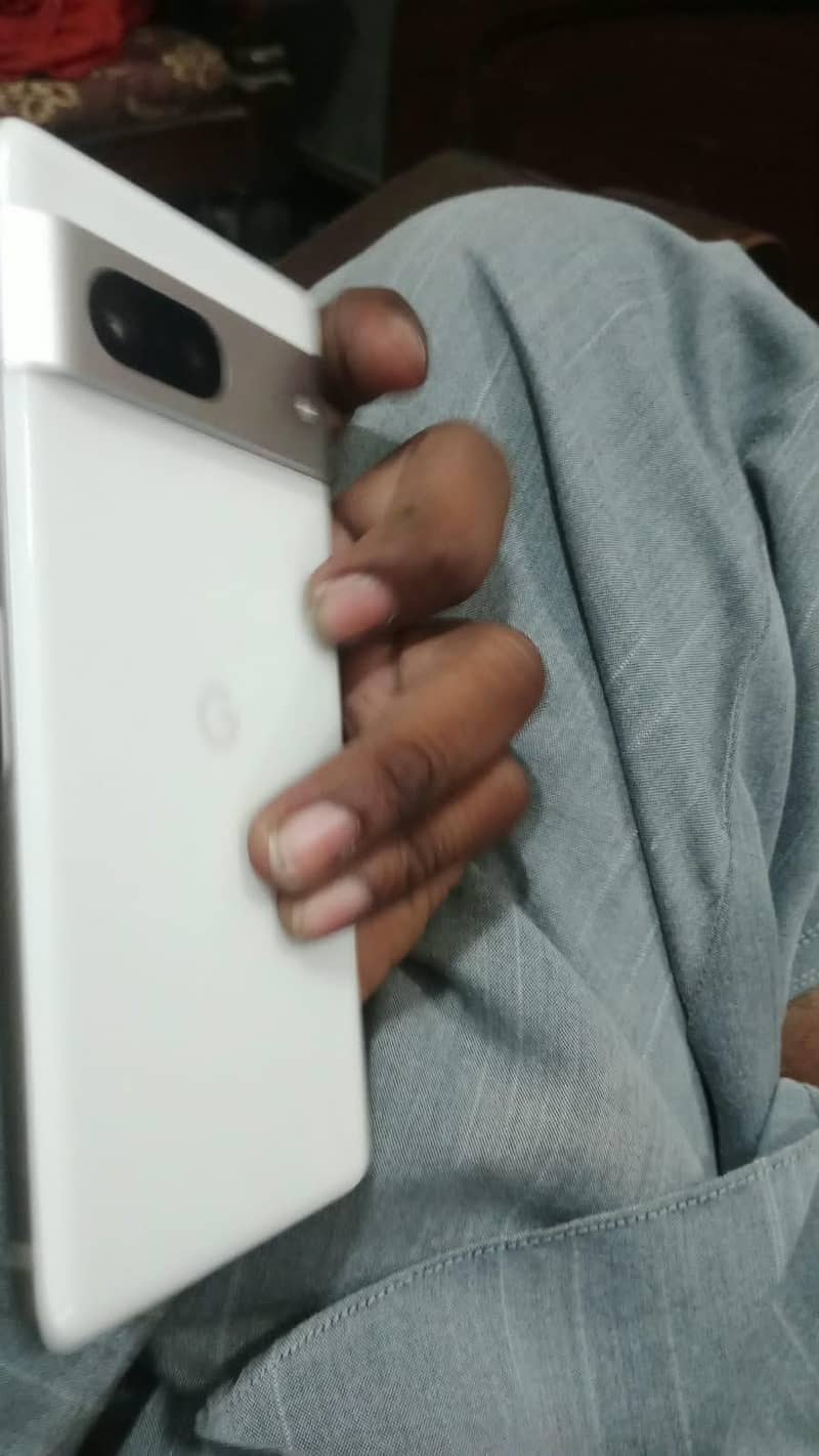 Google Pixel 7 3