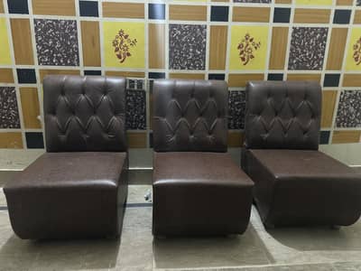 3 pieces sofa for office/home. Good condition