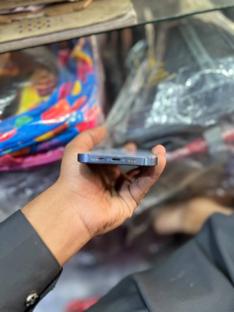 Apple iPhone 13 Pro 7
