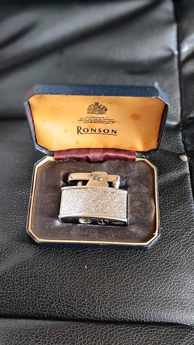 Ronson Antique lighter