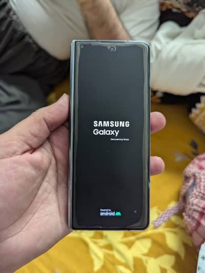 Samsung Mobile Z Flip 4