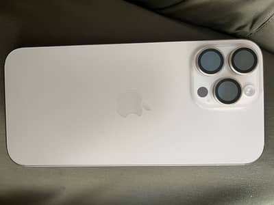Apple iPhone 16 Pro Max