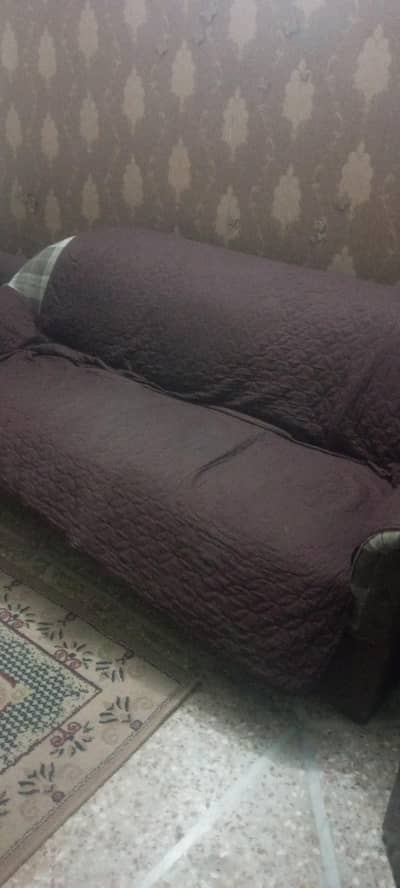 5 seater sofa for sale. 03259964763